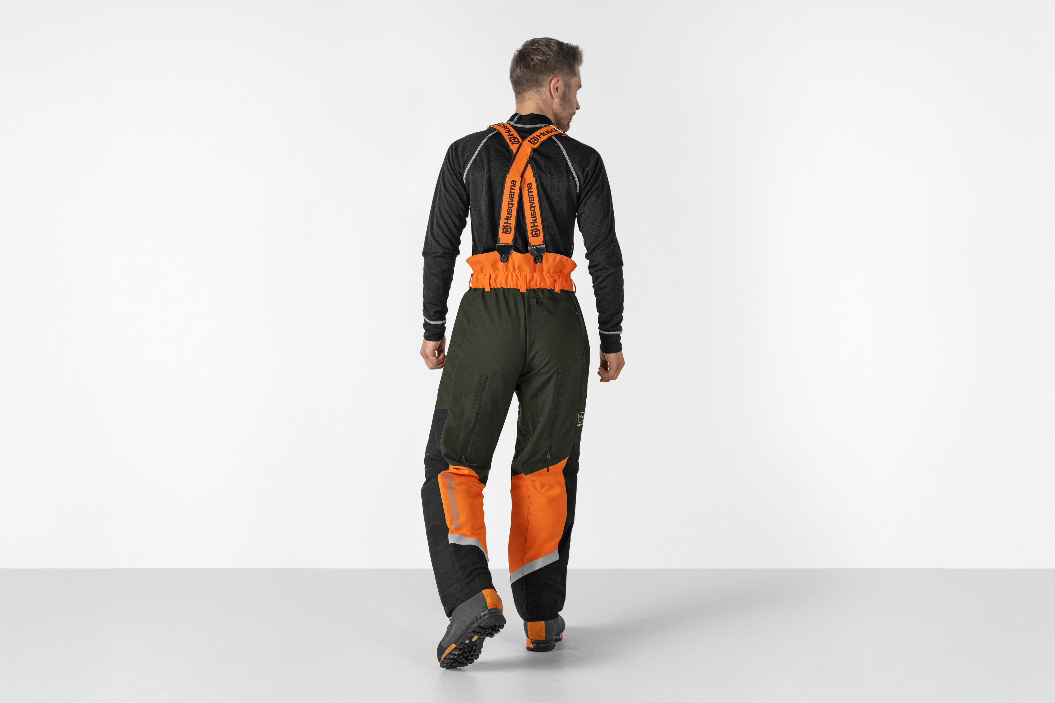 Husqvarna Functional Bundhose Schnittschutzklasse 2 (24m/s) – Arbeitskleidung – Ansicht 2