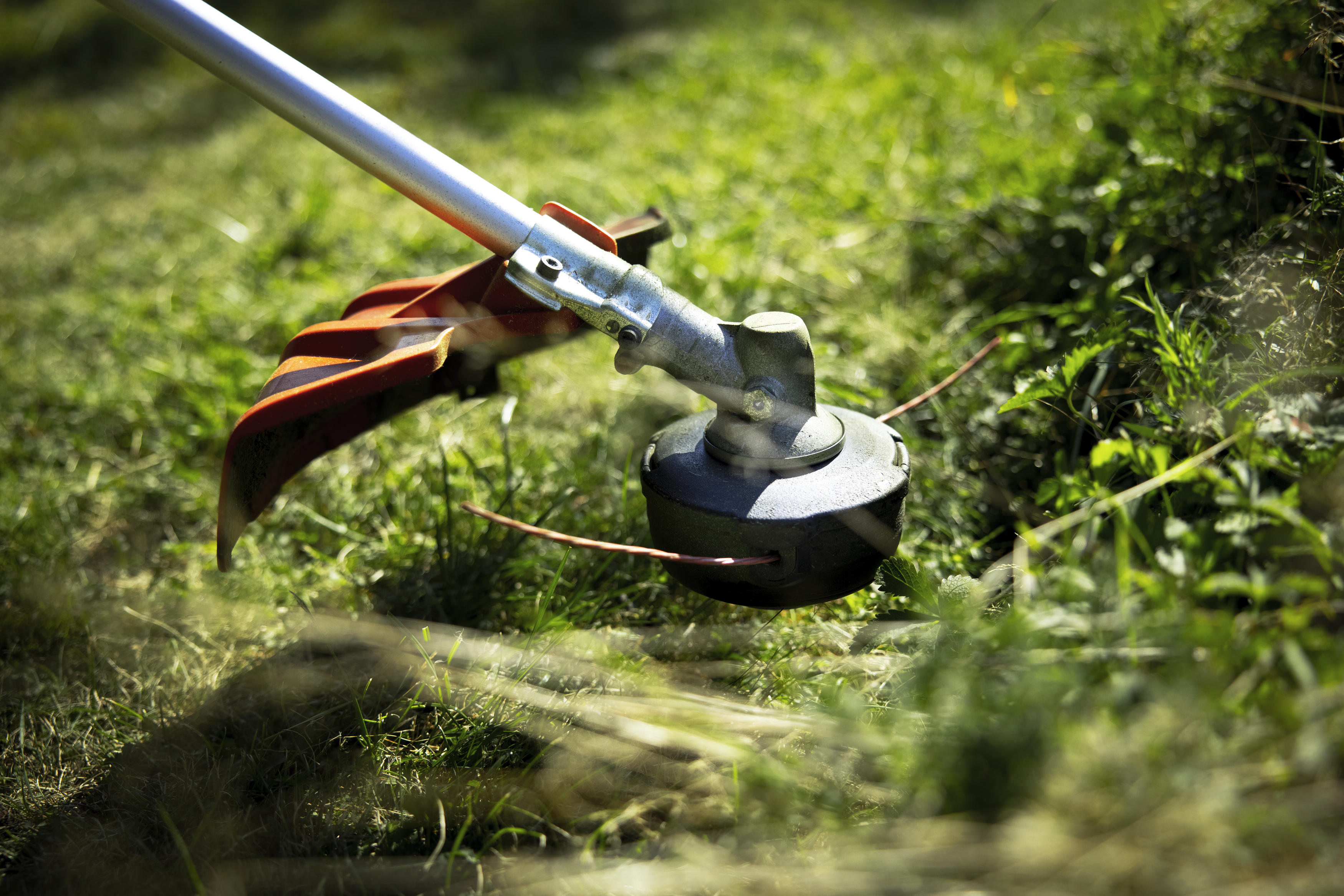 Husqvarna 325iL – Rasentrimmer – Ansicht 2