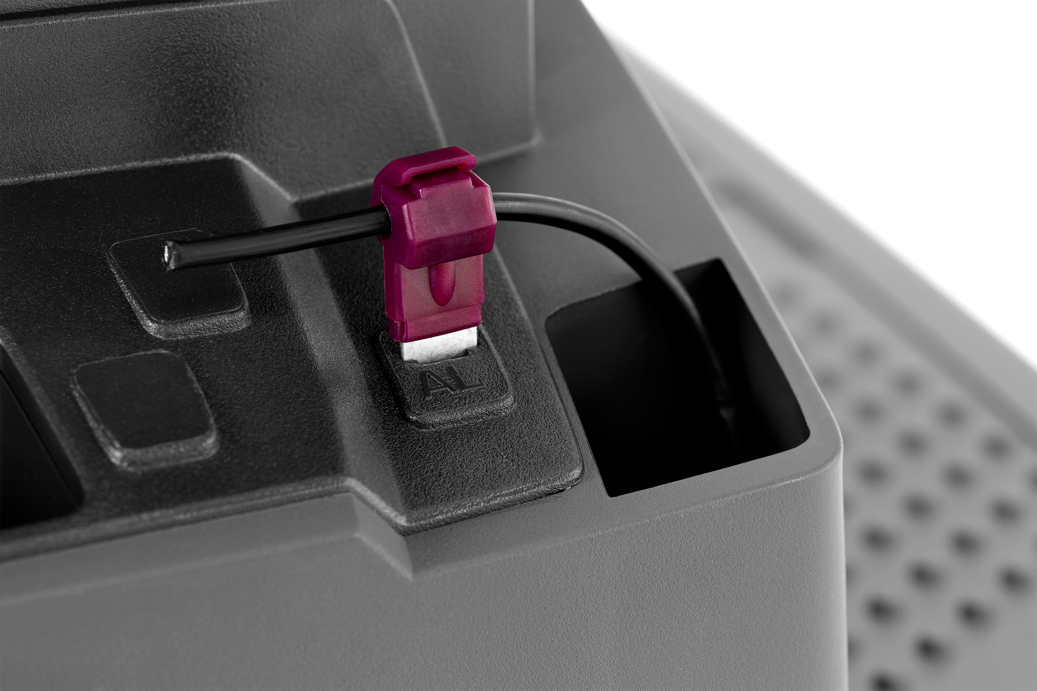 Husqvarna Automower® Anschlussklemme an Ladestation – Installation des Mähroboters – Ansicht 3